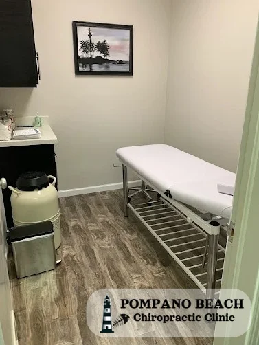 Terapia de descompresión espinal de la Clínica Quiropráctica Pompano Beach