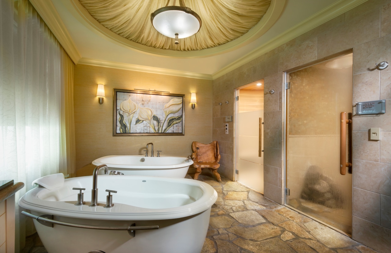 Skʌ:nʌ́:, El spa de Turning Stone