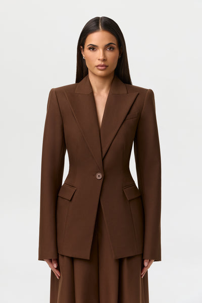 Blazer de vestido ajustado de hombros eléctricos
