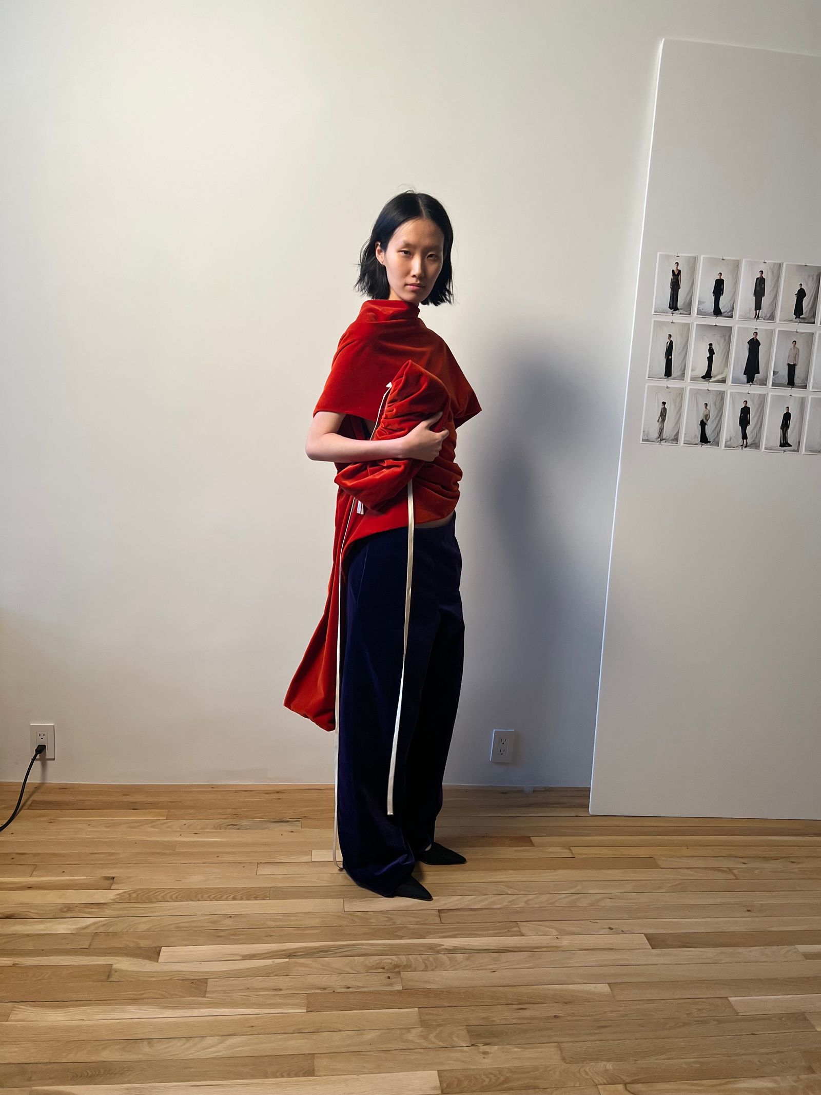 La imagen puede contener Chen Nan Adult Person Standing Performer y Solo Performance