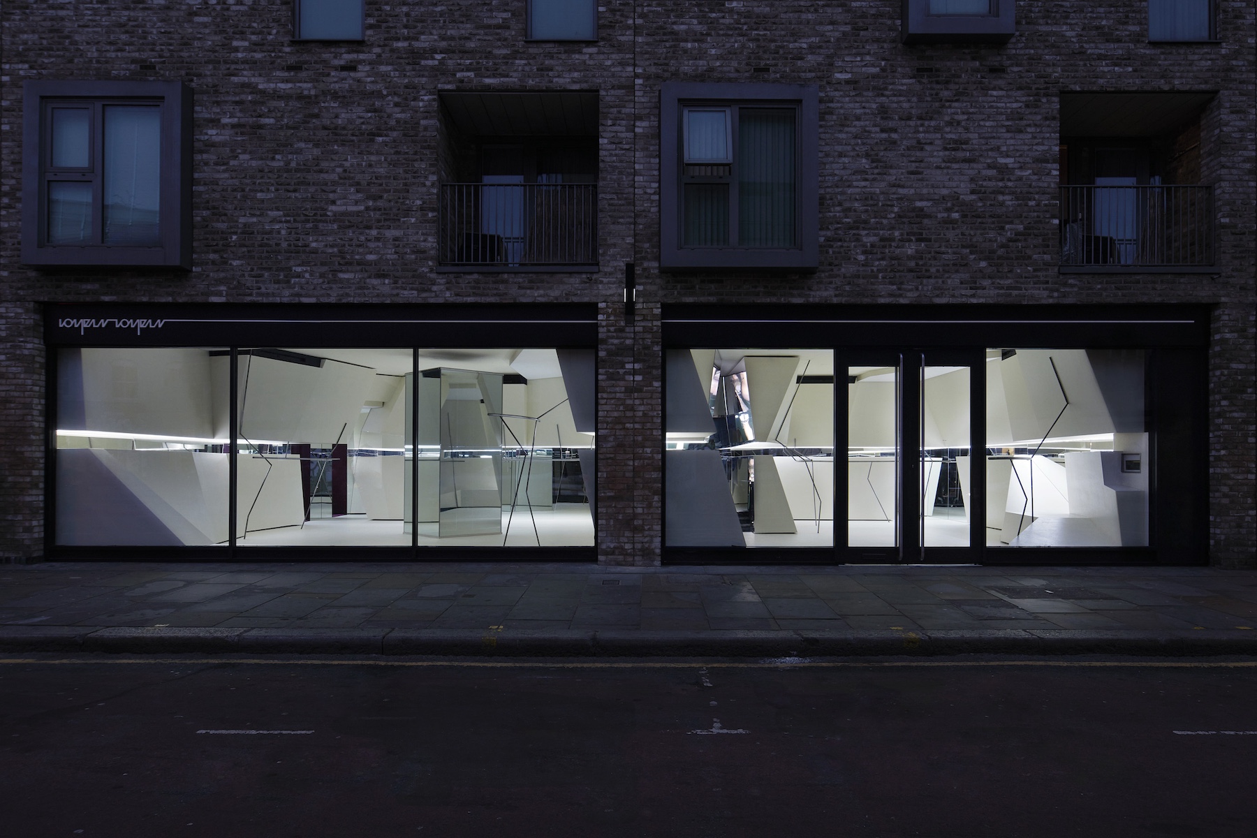 Voyeur Voyeur Interiores de la tienda de moda de Londres