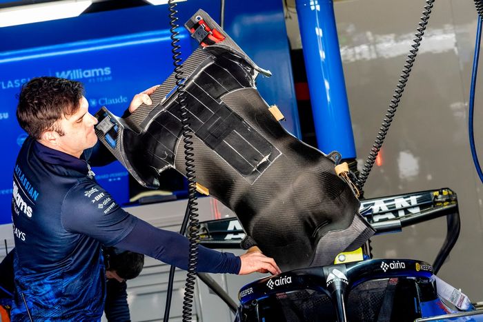 Sede de Carlos Sainz, Williams