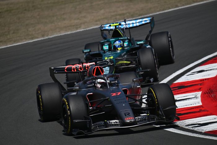 Nico Hülkenberg, F1 Team Audi, Fernando Alonso, Aston Martin Racing