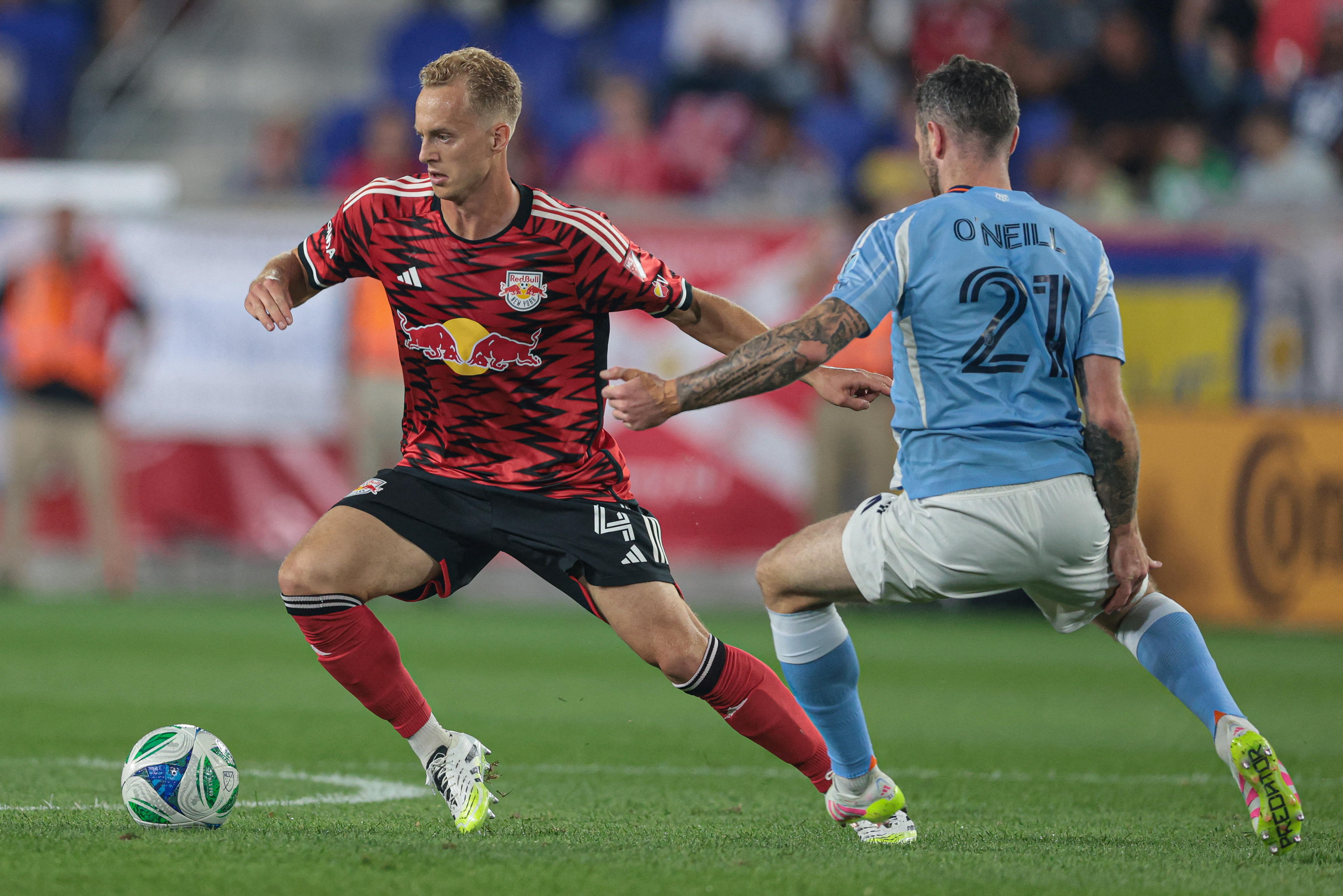Red Bull resumen: ¿dónde está Gustav Berggren? Últimas noticias sobre la lesión 2 de Justin Che Gustav Berggren Red Bulls NYCFC
