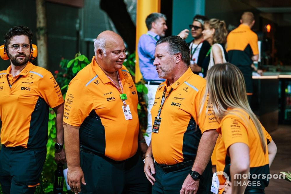 Éste es el tercer miembro del personal senior que McLaren ha fichado por Red Bull en los últimos años: Rob Marshall en la foto de arriba es otro