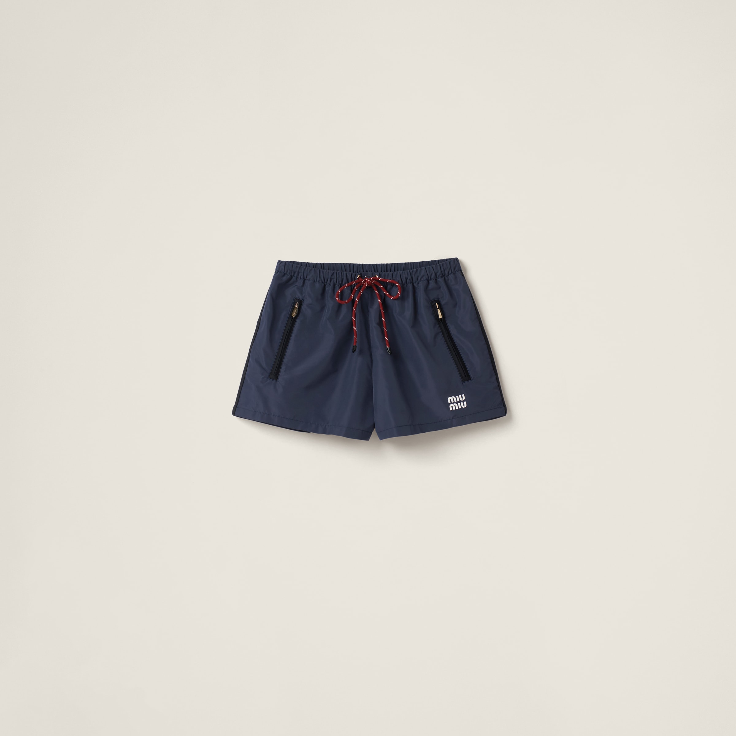 Pantalón corto de tela técnica
