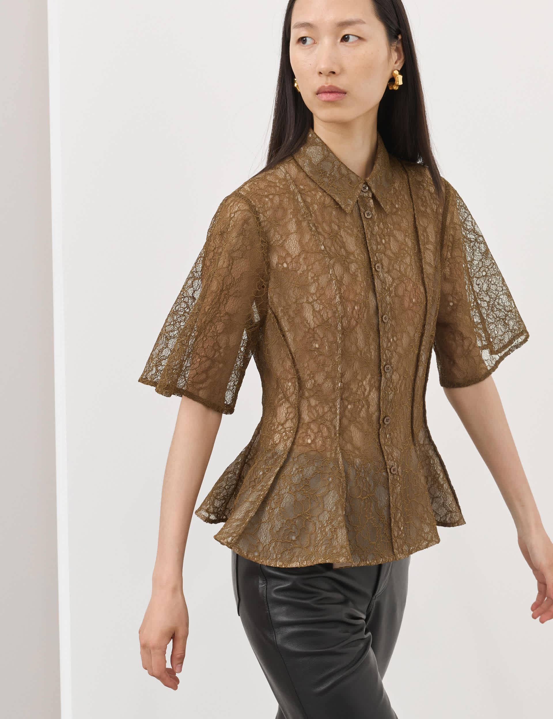 Camisa de cintura con cuello de encaje