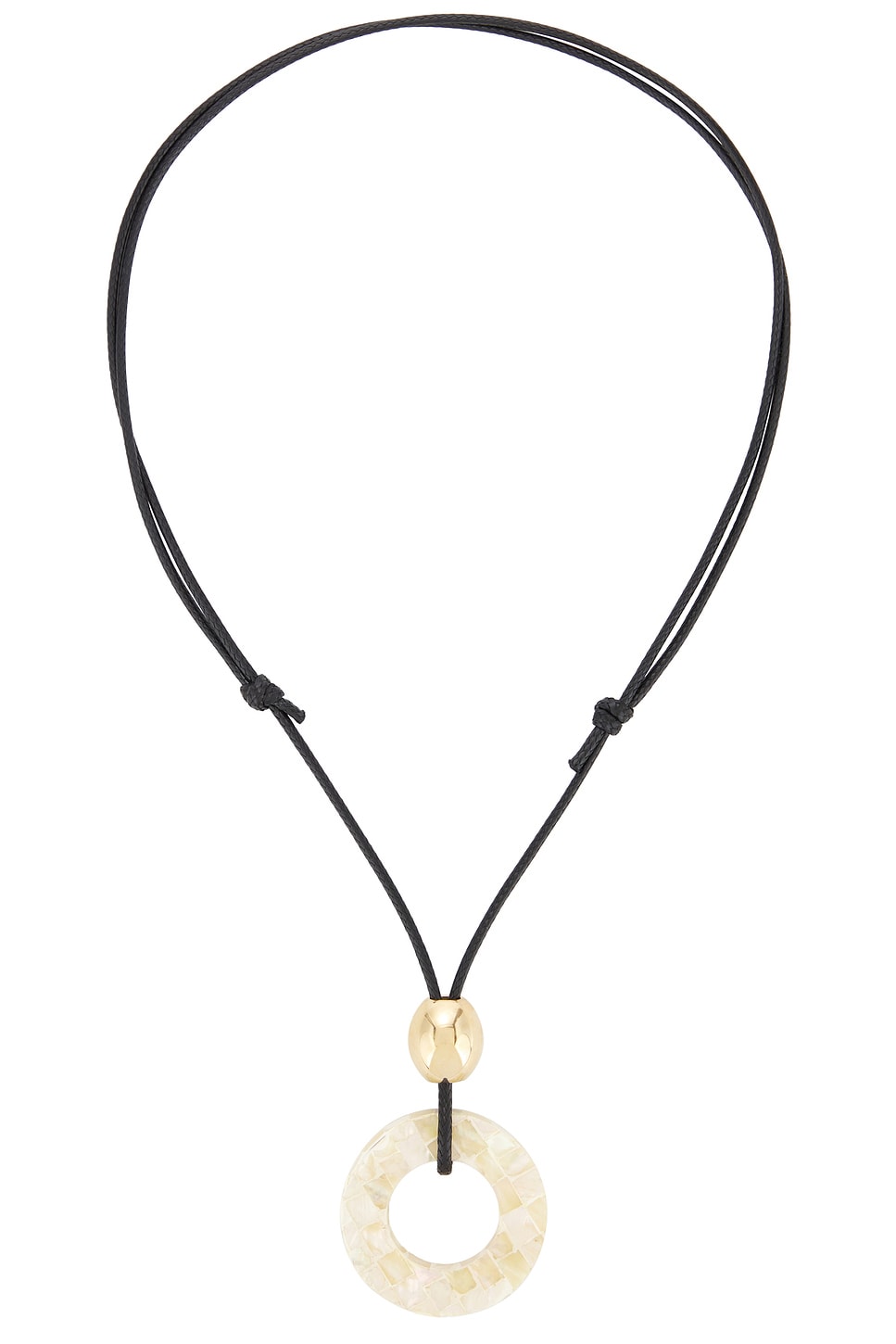 Collar de cordón con colgante de círculo blanco